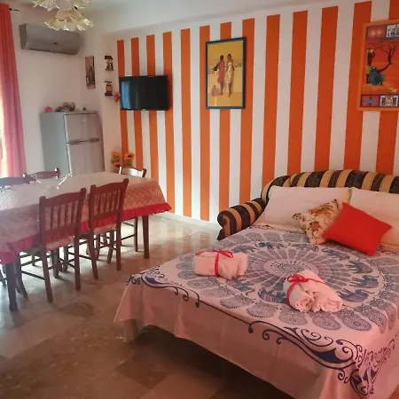 Cristian 's House Holiday home Lascari
