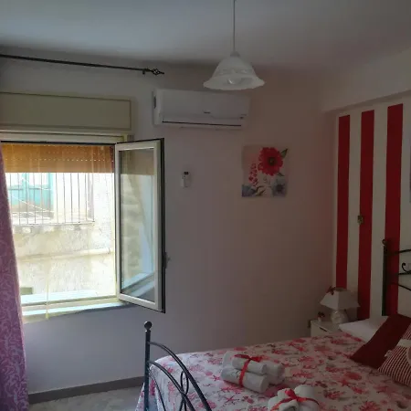 Holiday home Cristian 's House Lascari